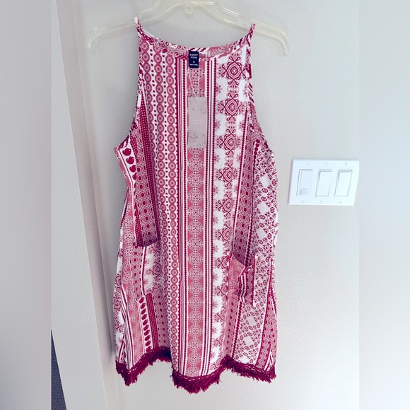 Emery Rose dress, same or next day shipping from a smoke and pet free 🏡 - Picture 1 of 2